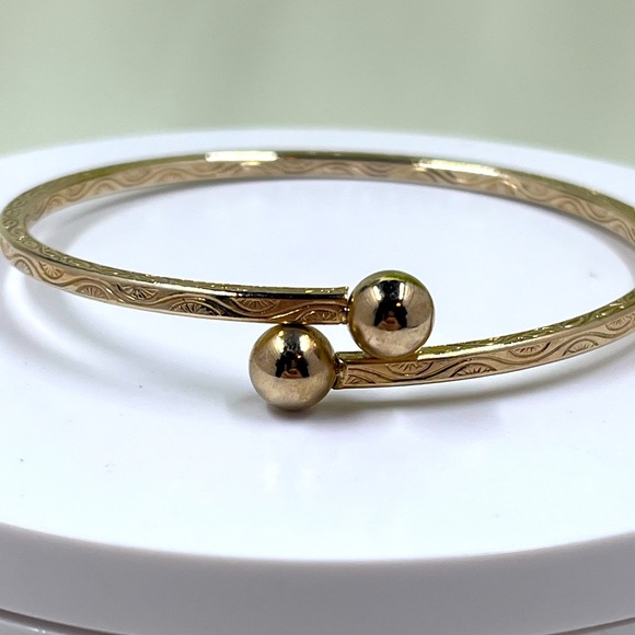 Rose Gold Plated Vintage Etched Cuff Bangle Bracelet - Picture 3 of 5